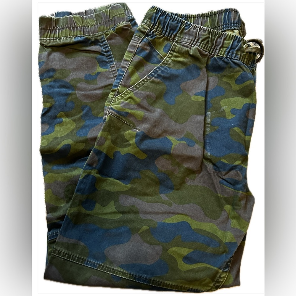 Boys camo pants